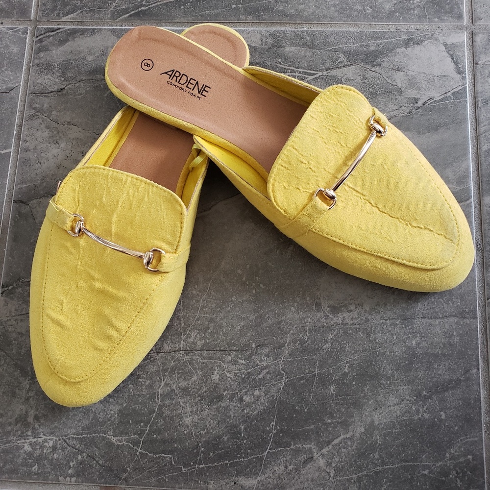 Shoes/ slides